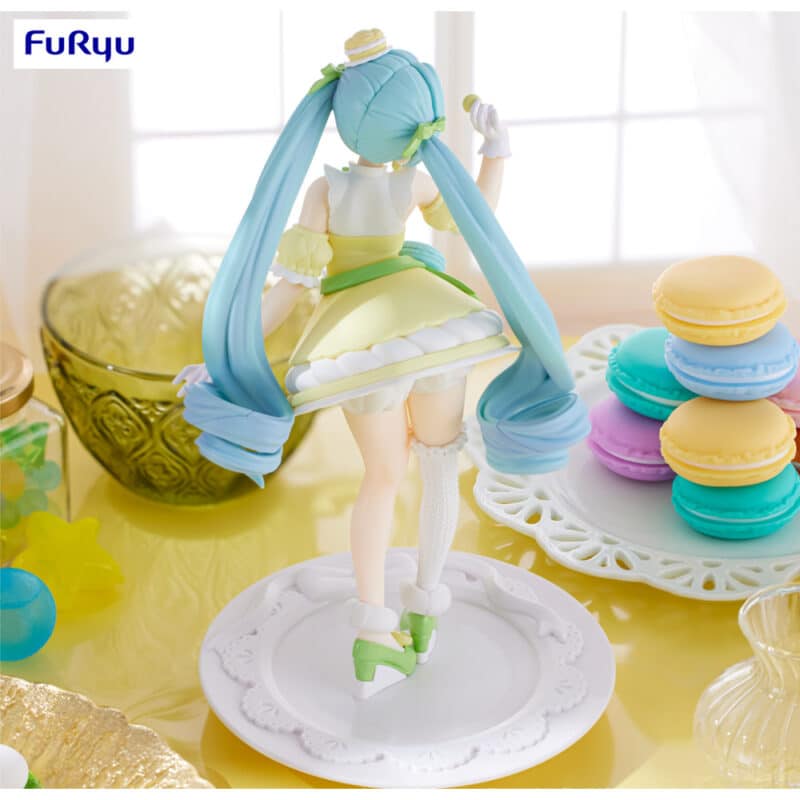 Vocaloid SweetSweets Series Hatsune Miku (Macaroon Citron Color Ver.) Exceed Creative Figure