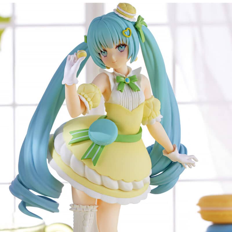 Vocaloid SweetSweets Series Hatsune Miku (Macaroon Citron Color Ver.) Exceed Creative Figure