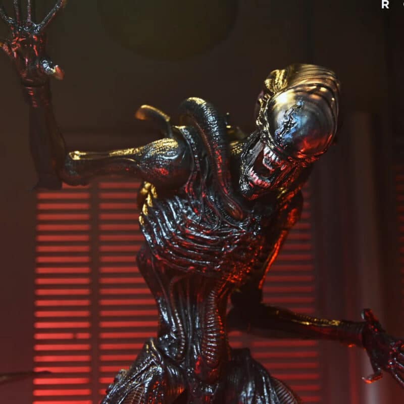 Alien: Romulus Scorched Ultimate Xenomorph Action Figure