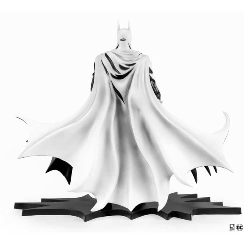 DC Heroes Batman (Black & White Version) Statue